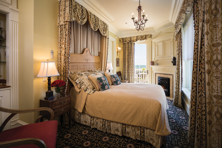 The Chanler at Cliff Walk Greek Revival guest room