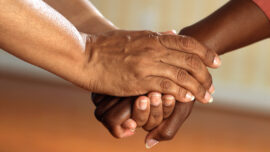 Alzheimer’s and Money Management: 4 Tips for Caregivers