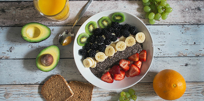 8 of the Best Clean Eating Accounts to Follow on Instagram