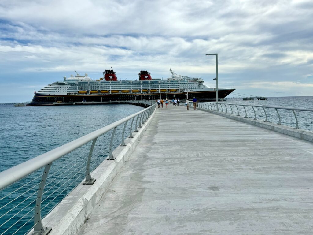 Lookout Cay Pier and ship